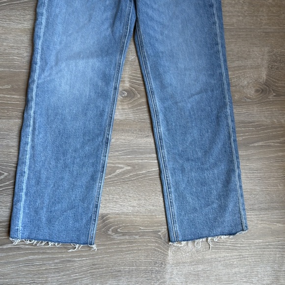 Frank & Eileen Women's Monaghan High Waist Crop Mom Jeans - Picture 5 of 13